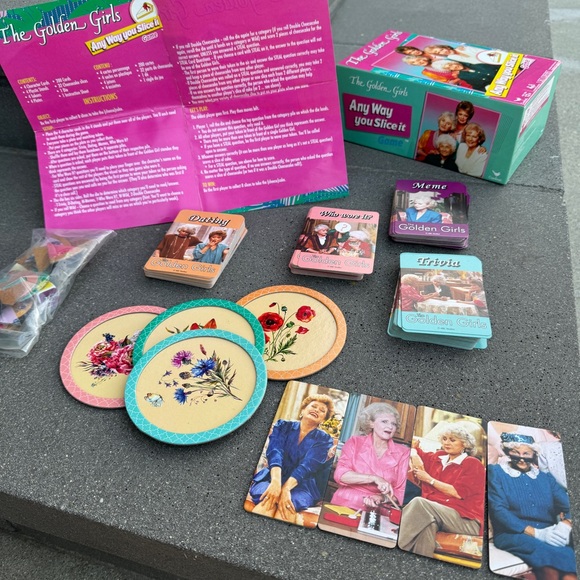 The Golden Girls Any Way You Slice It GAME Retro Trivia CARD BOARD Betty white - Picture 3 of 9